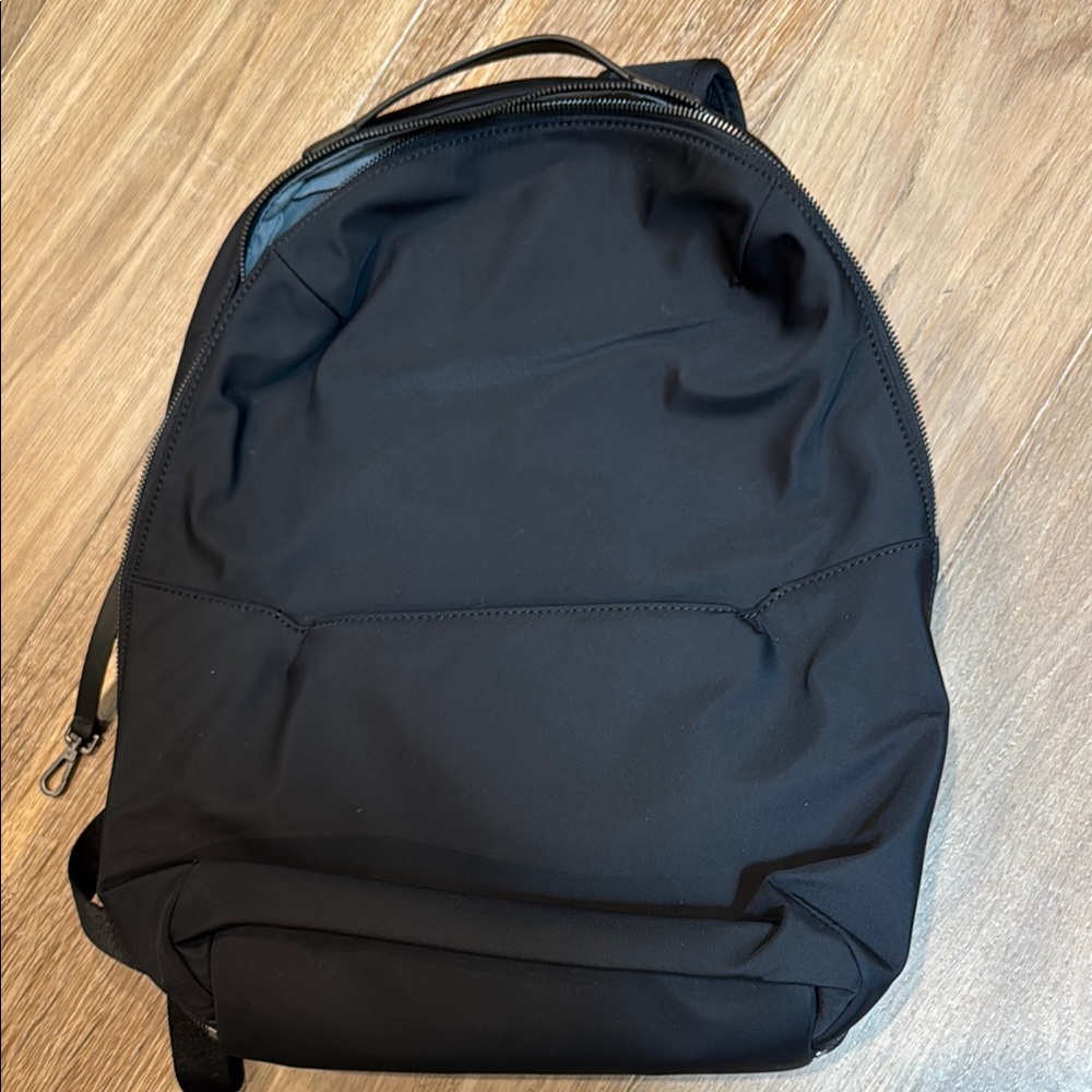 The Away Everywhere Zip Backpack